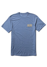 Carregar imagem no visualizador da galeria, 2025 Pipe Pro Tee Stacked Tee (Blue Heather)